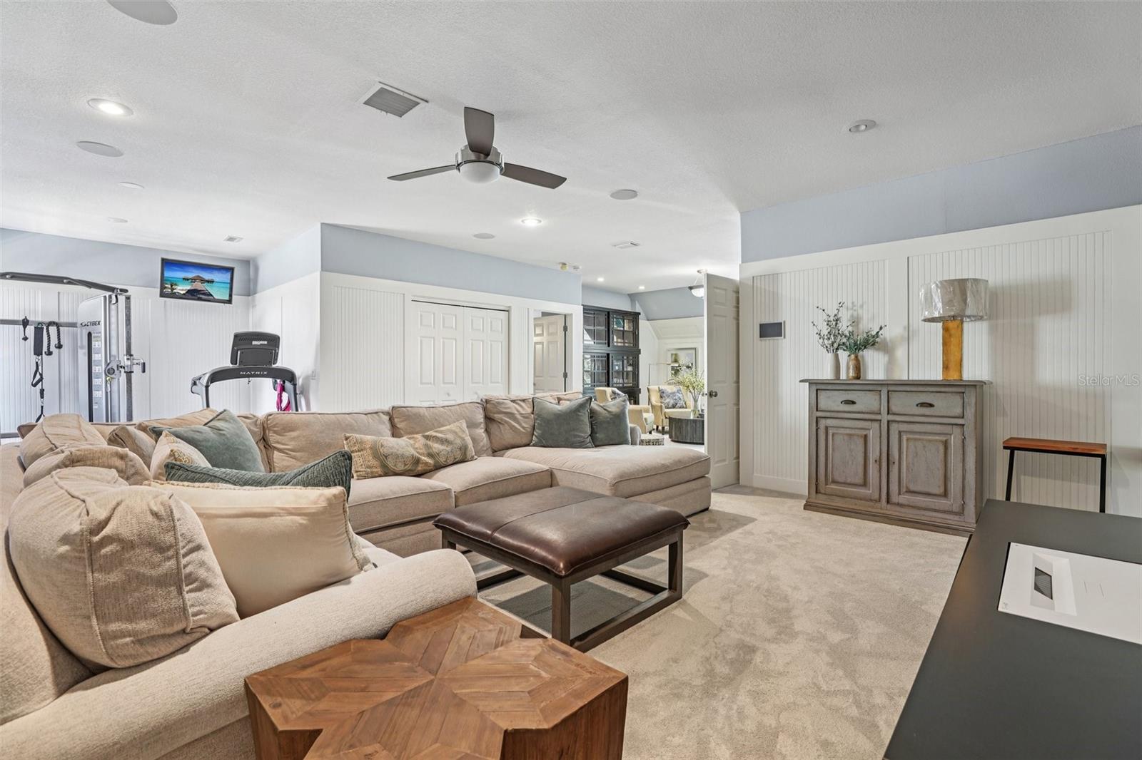 KEENES POINTE - Residential