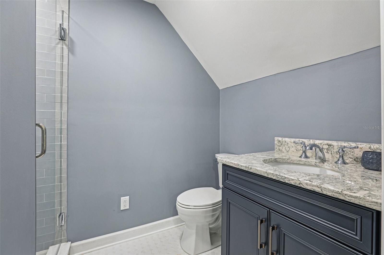 KEENES POINTE - Residential