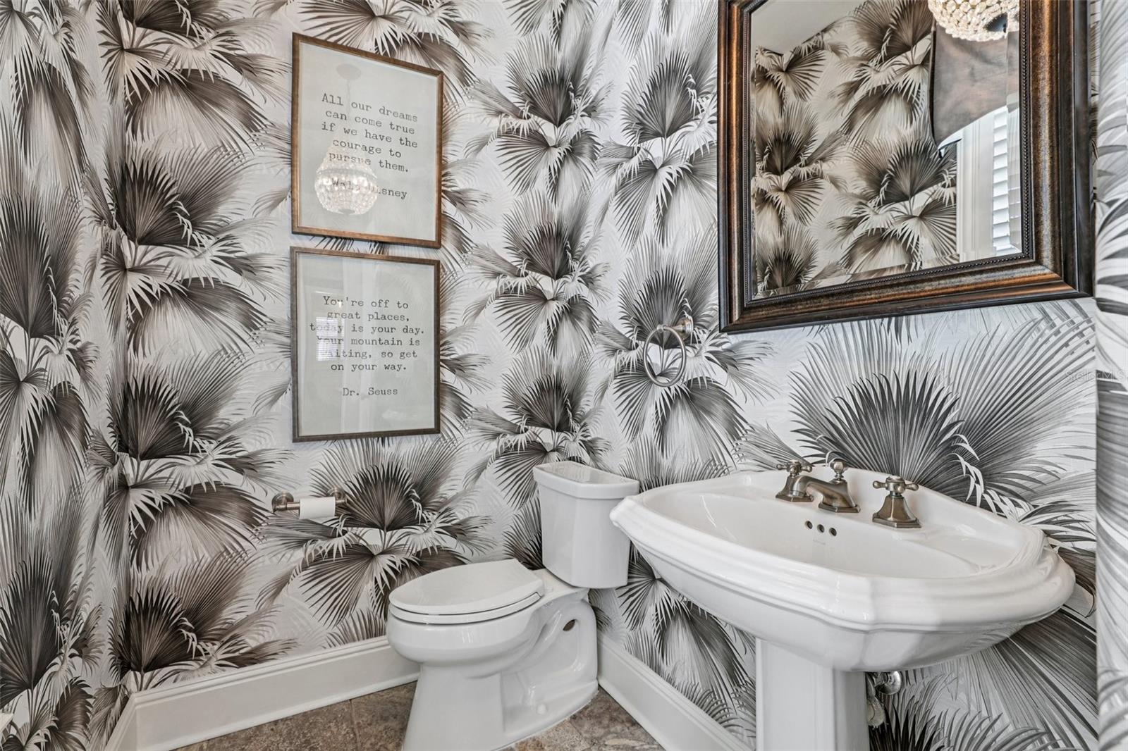 KEENES POINTE - Residential