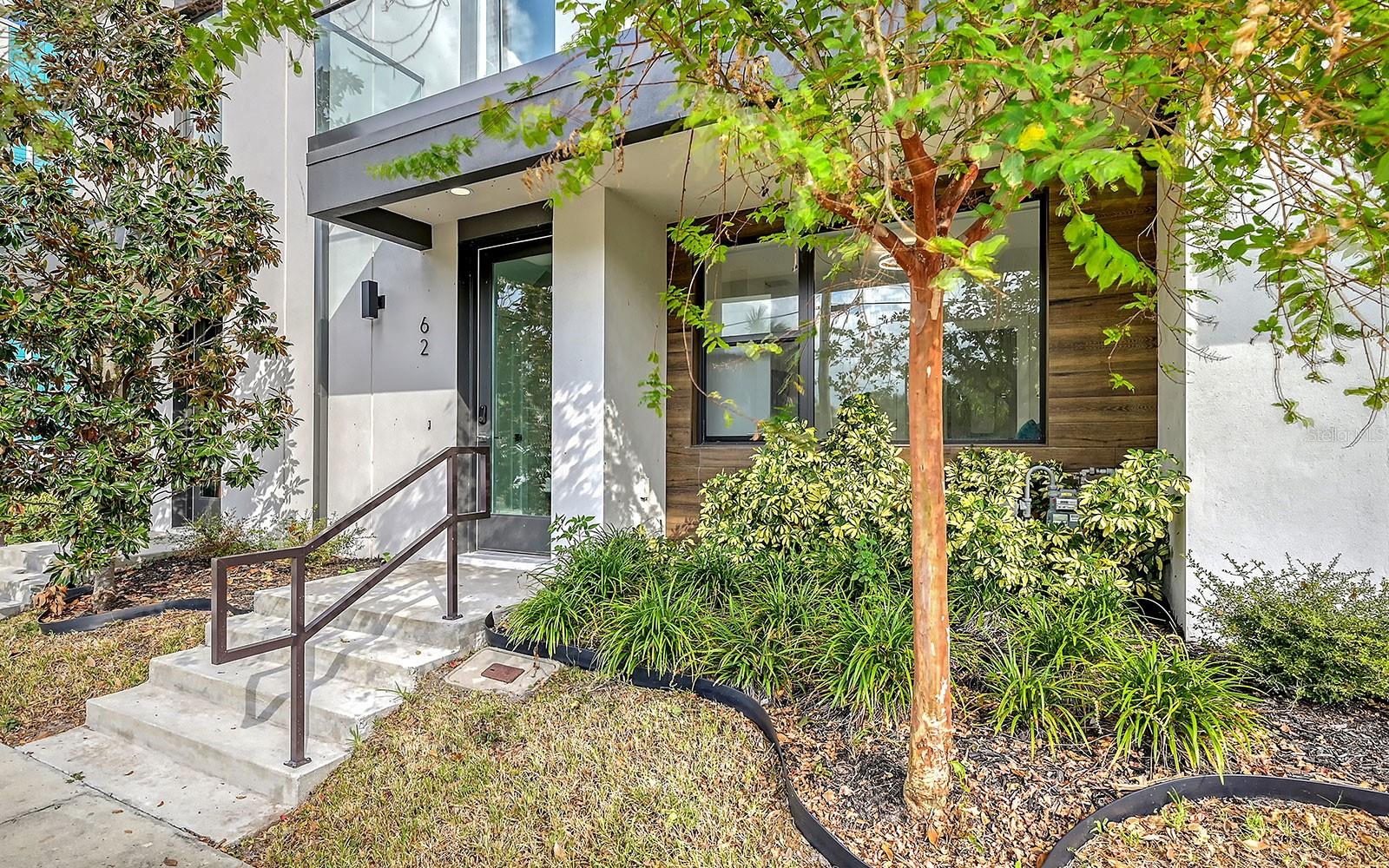 62 AUDUBON PLACE