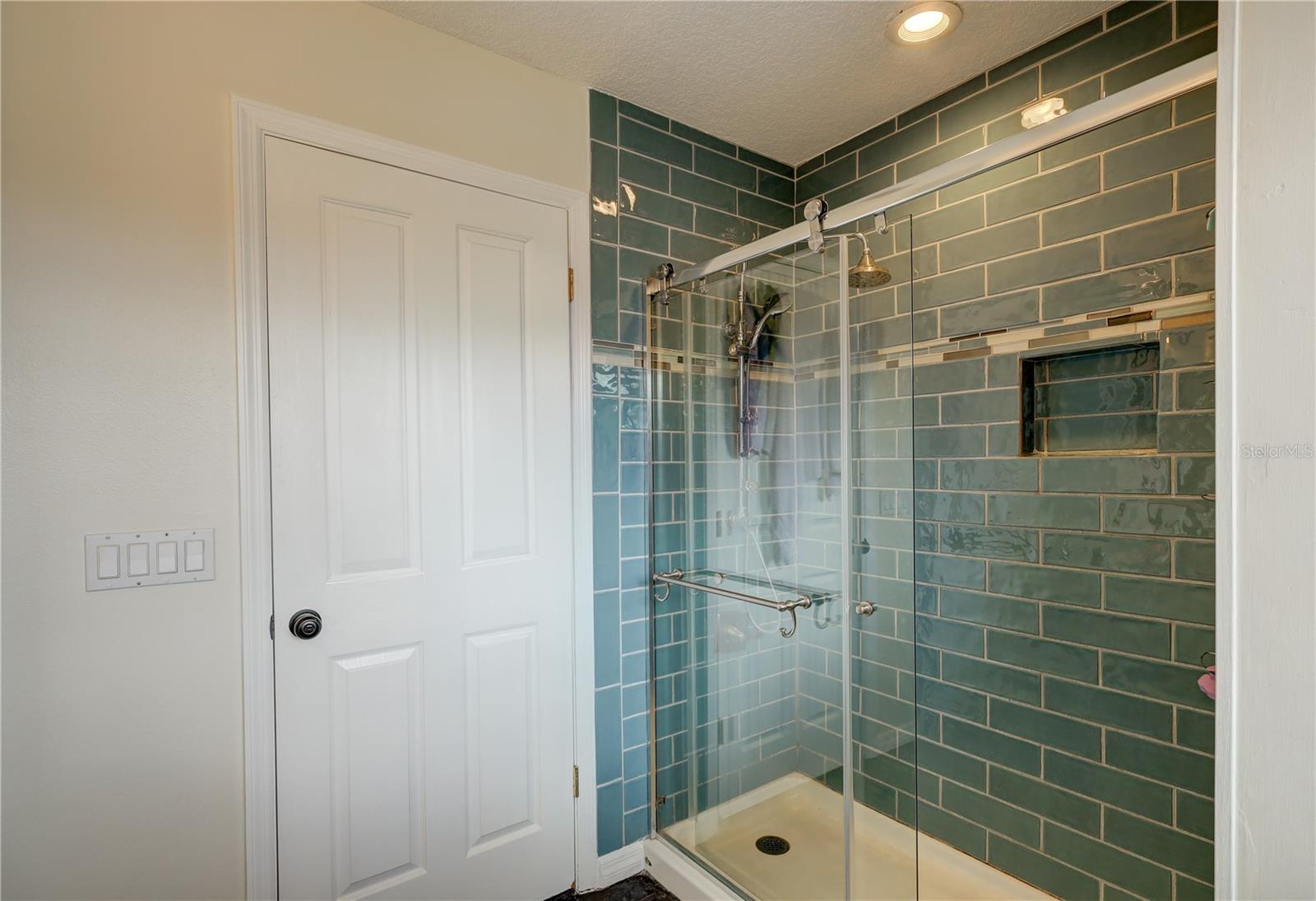 HUNTERS CREEK TR 250 - Residential