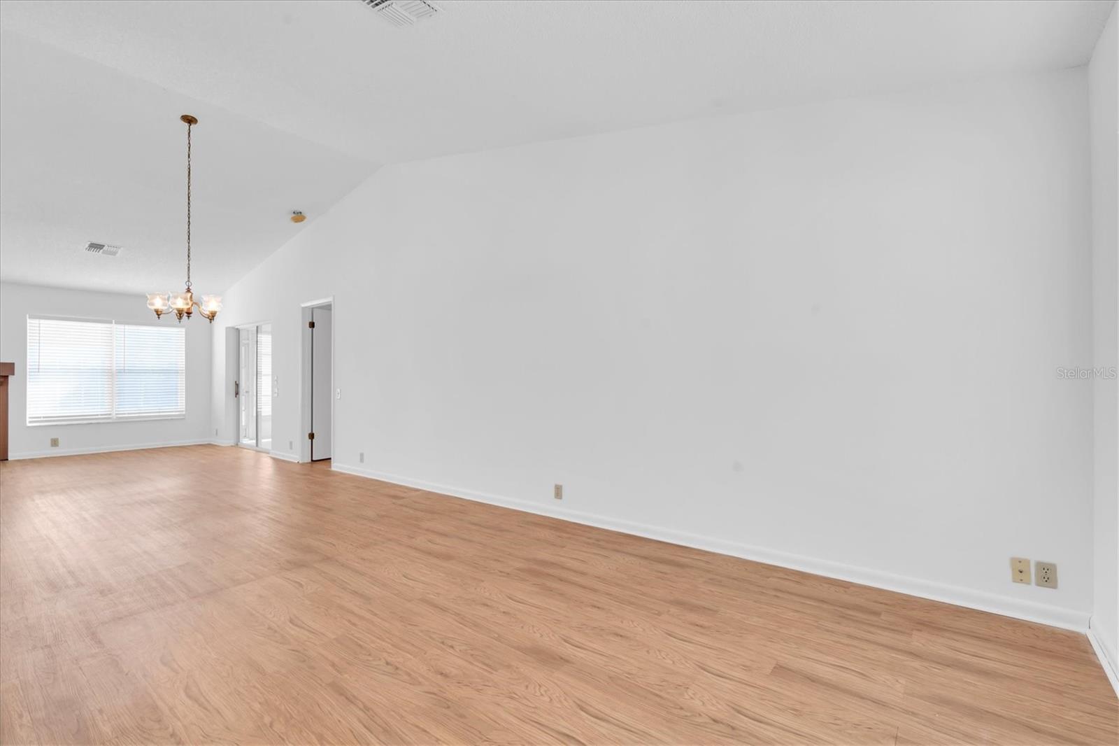 FAIRWAY SPGS - Residential