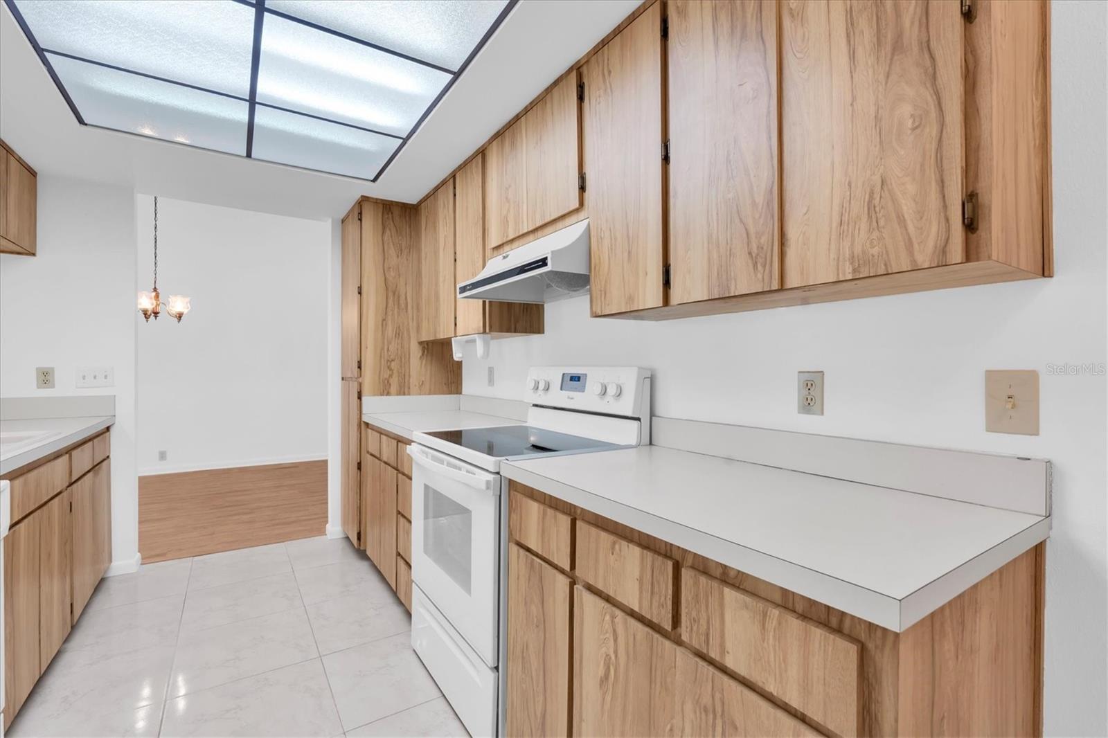 FAIRWAY SPGS - Residential