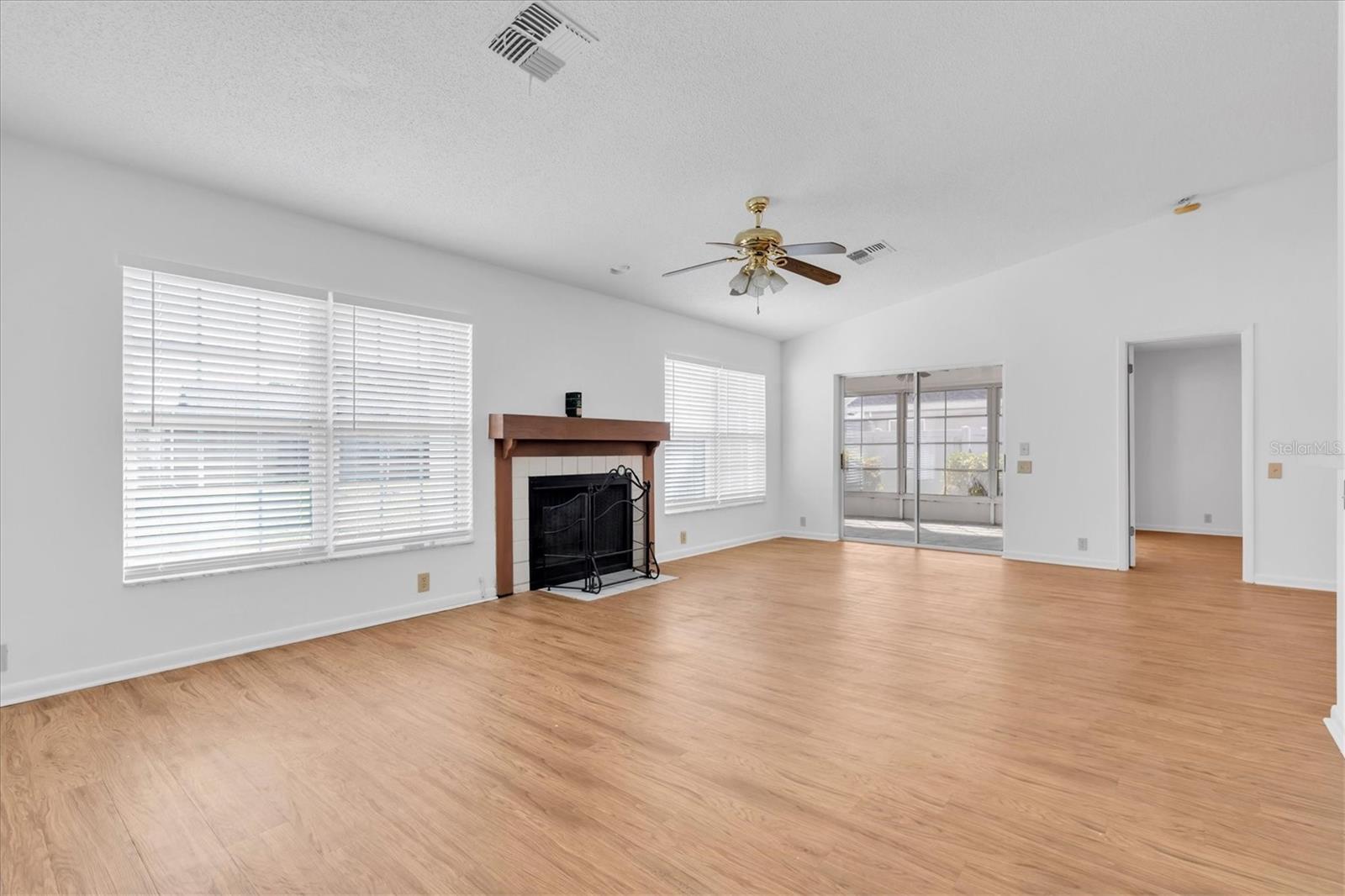 FAIRWAY SPGS - Residential