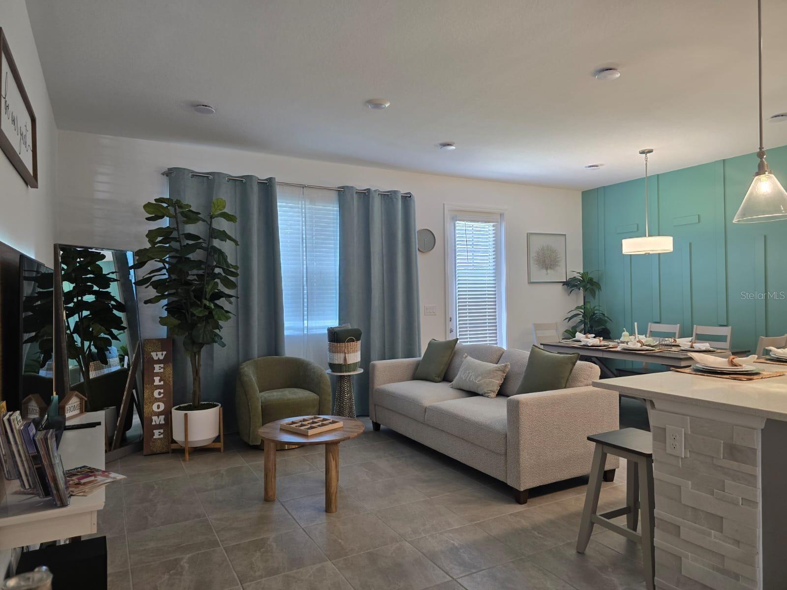 FESTIVAL PH 5 - Residential Lease