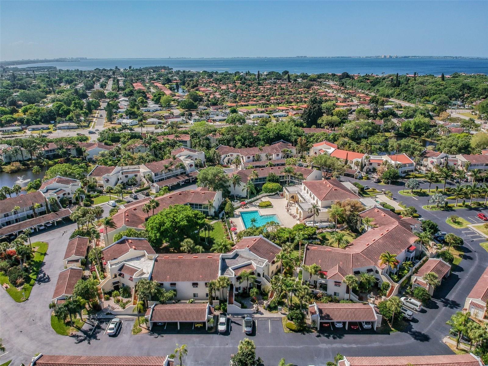 VIZCAYA PH 6,10&11 - Residential