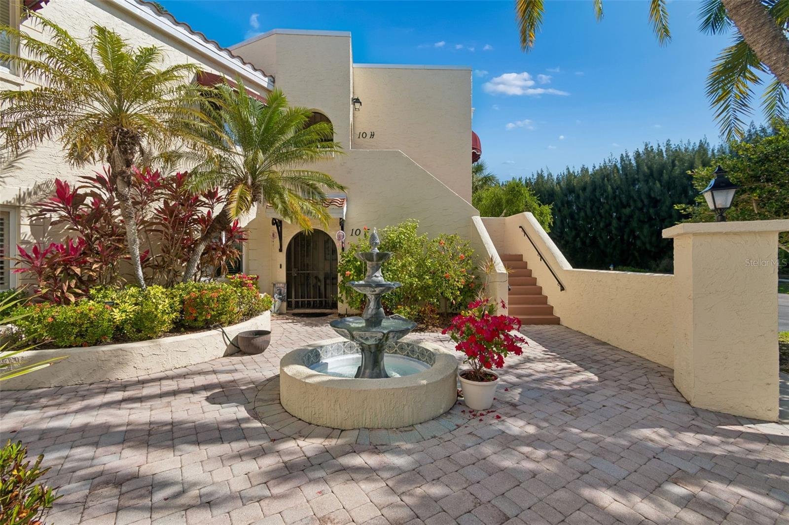 6101 34TH STREET W 10H