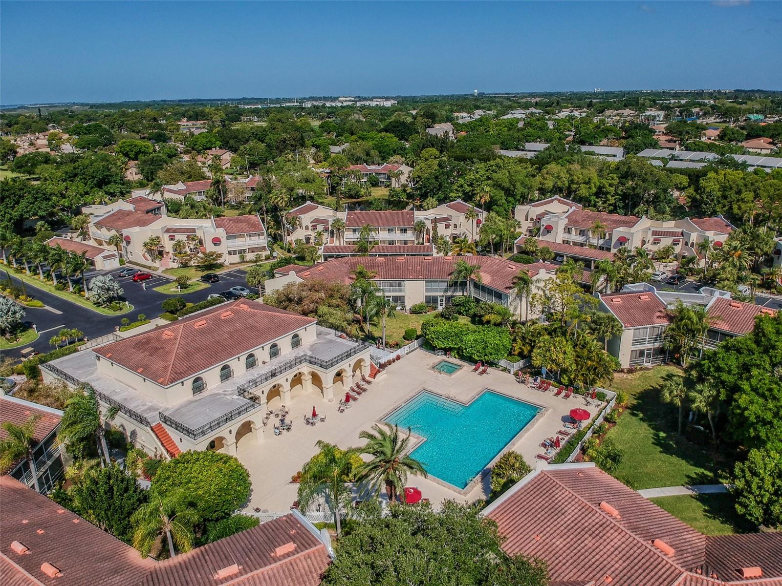 VIZCAYA PH 6,10&11 - Residential