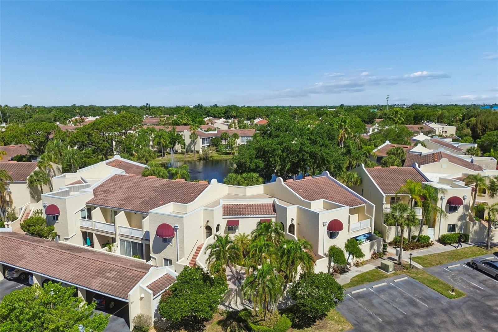 VIZCAYA PH 6,10&11 - Residential