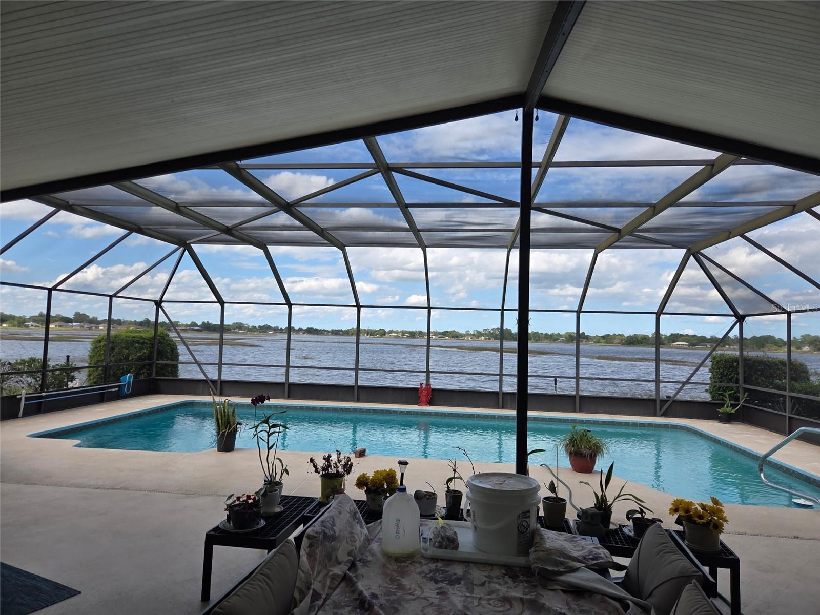 2526 RUSK COURT