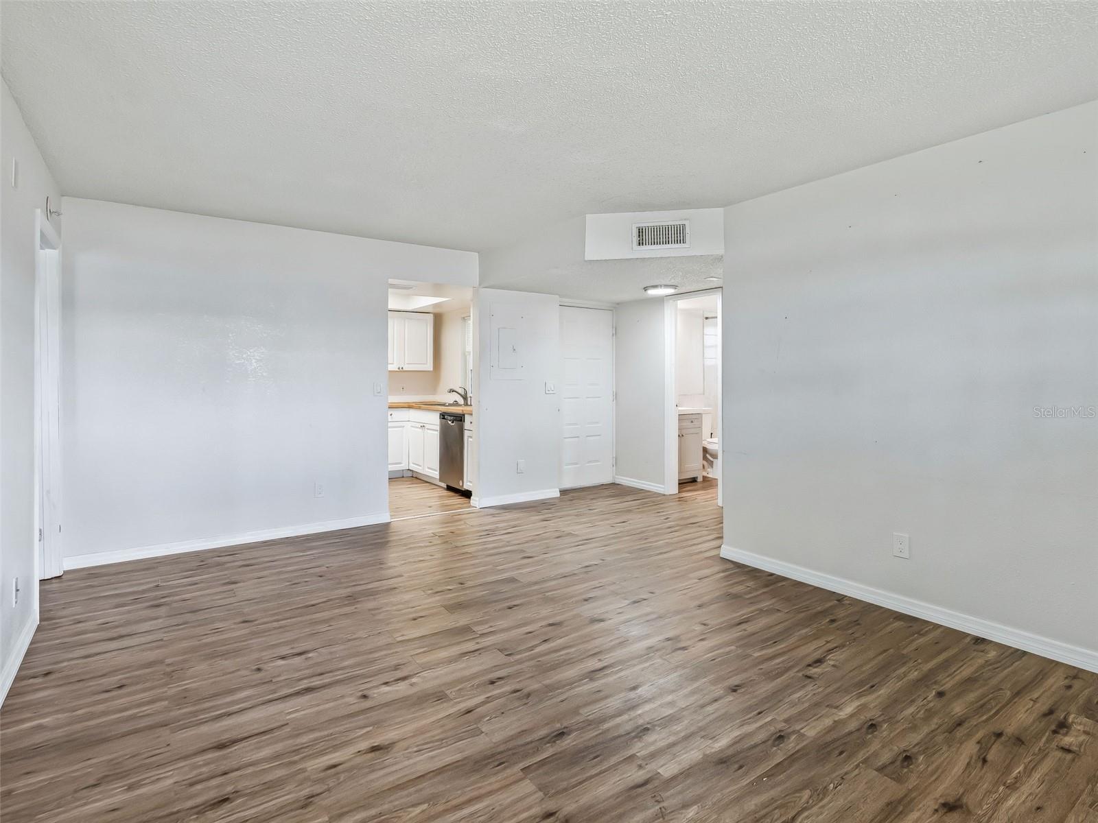 SILVER DOWNS - Residential