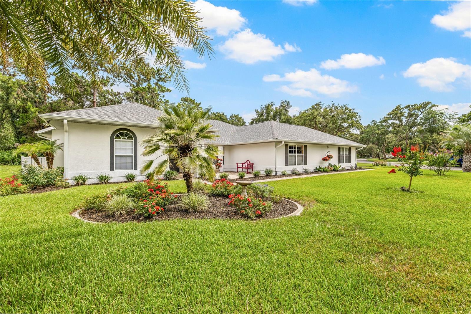 11 HEMLOCK COURT E