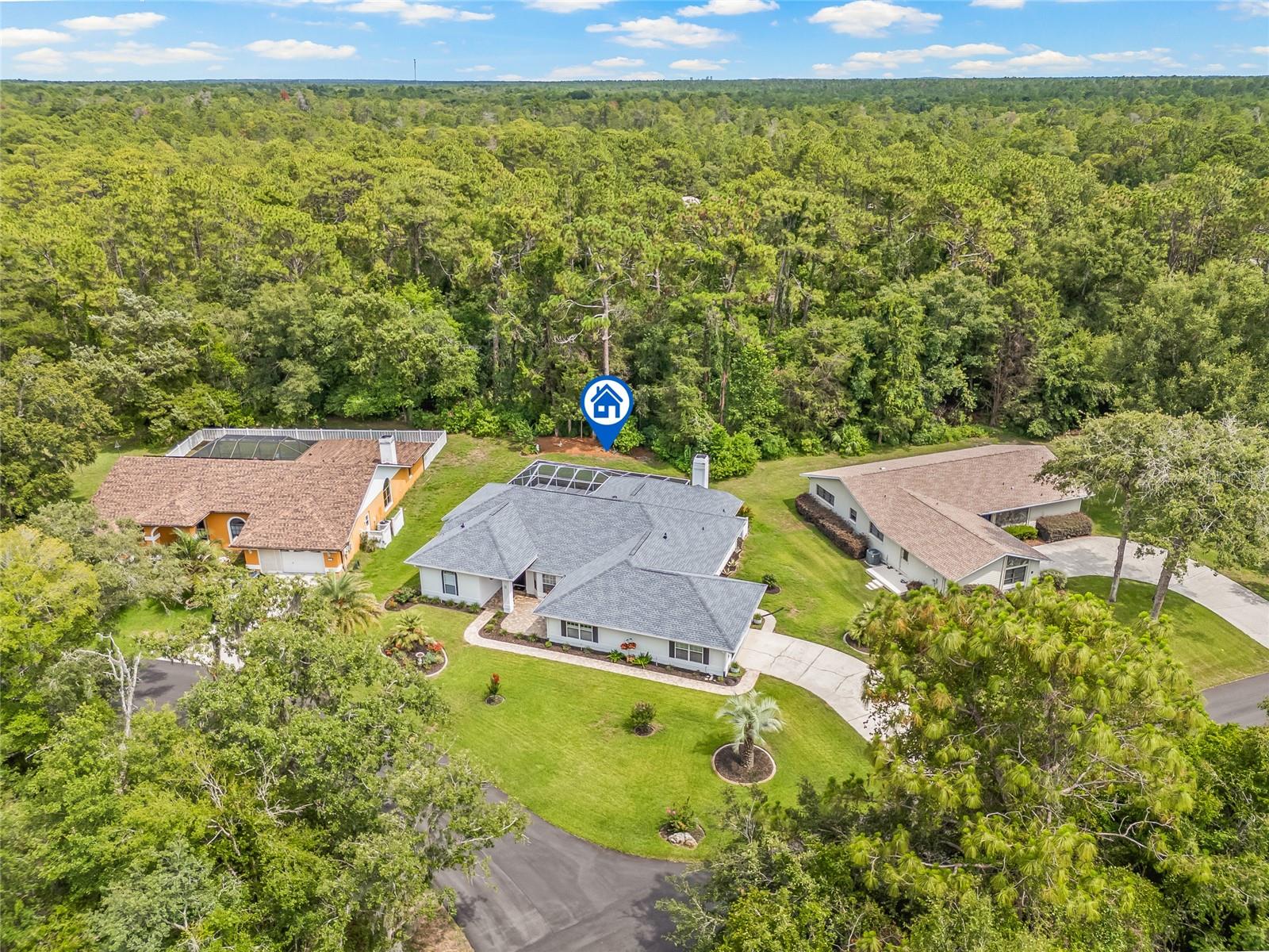 11 HEMLOCK COURT E