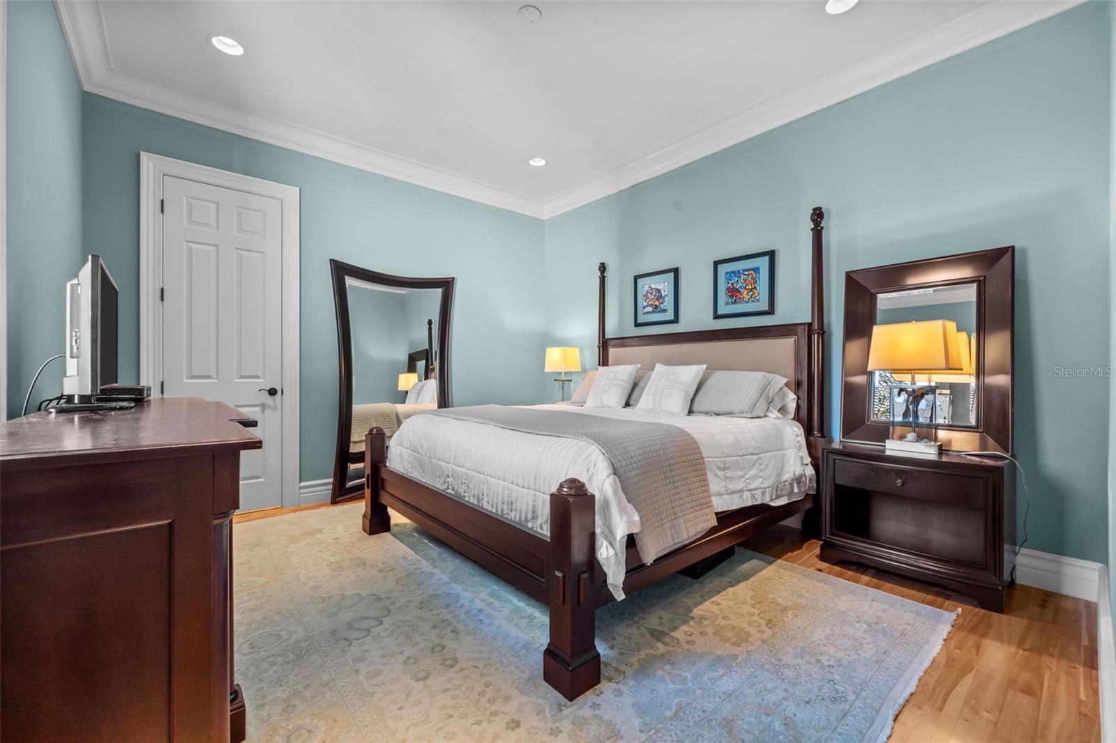 HARBOR ACRES - Residential