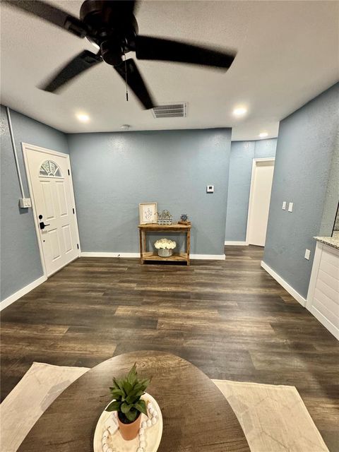 Tiny photo for 2801 SE 28th Road, Ocala, FL 34471 (MLS # O6395607)