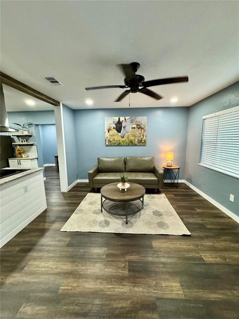 Tiny photo for 2801 SE 28th Road, Ocala, FL 34471 (MLS # O6395607)