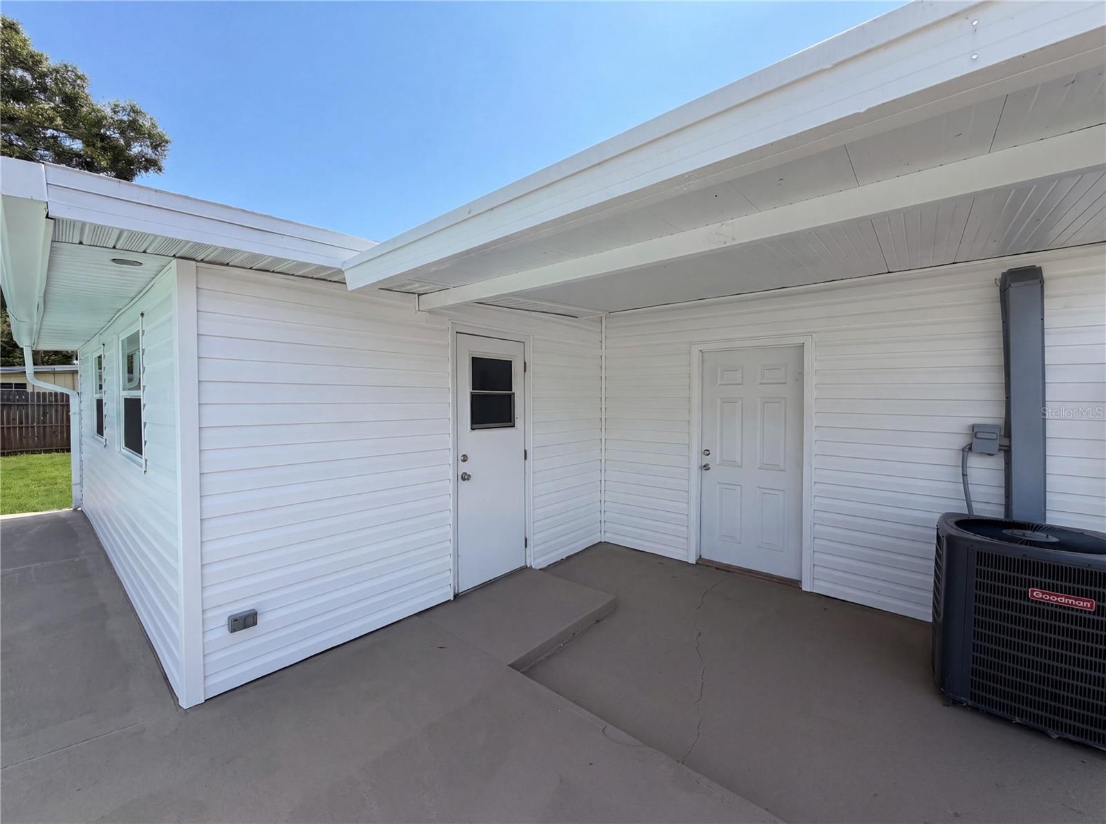 NEWPORT UNIT 1 - Residential