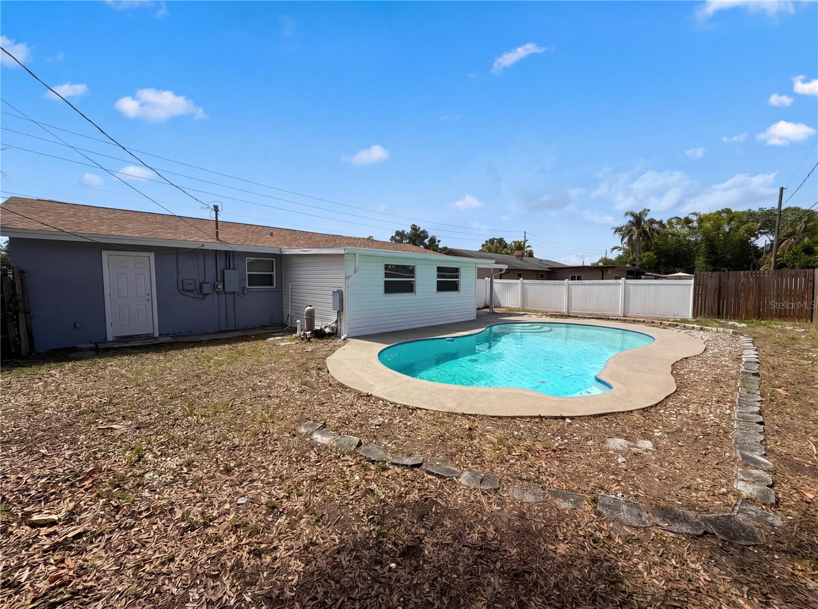 15525 BEDFORD CIRCLE E