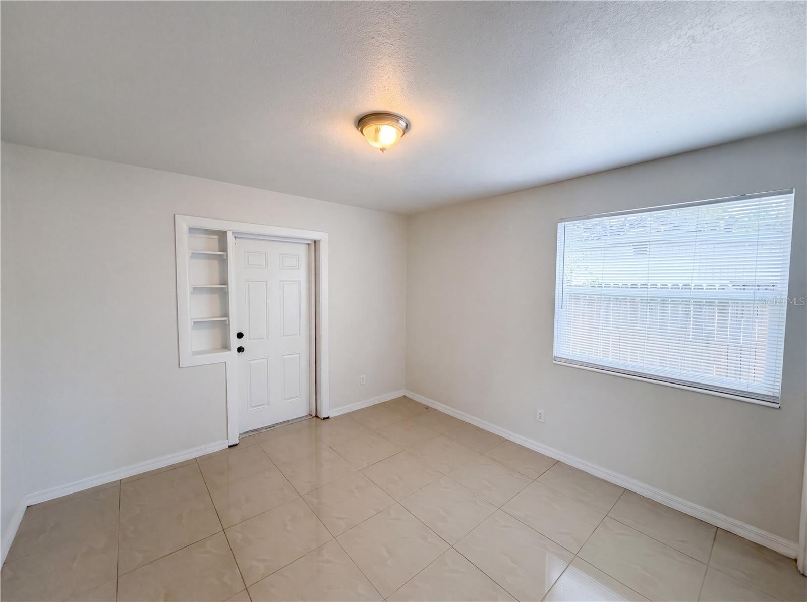 NEWPORT UNIT 1 - Residential