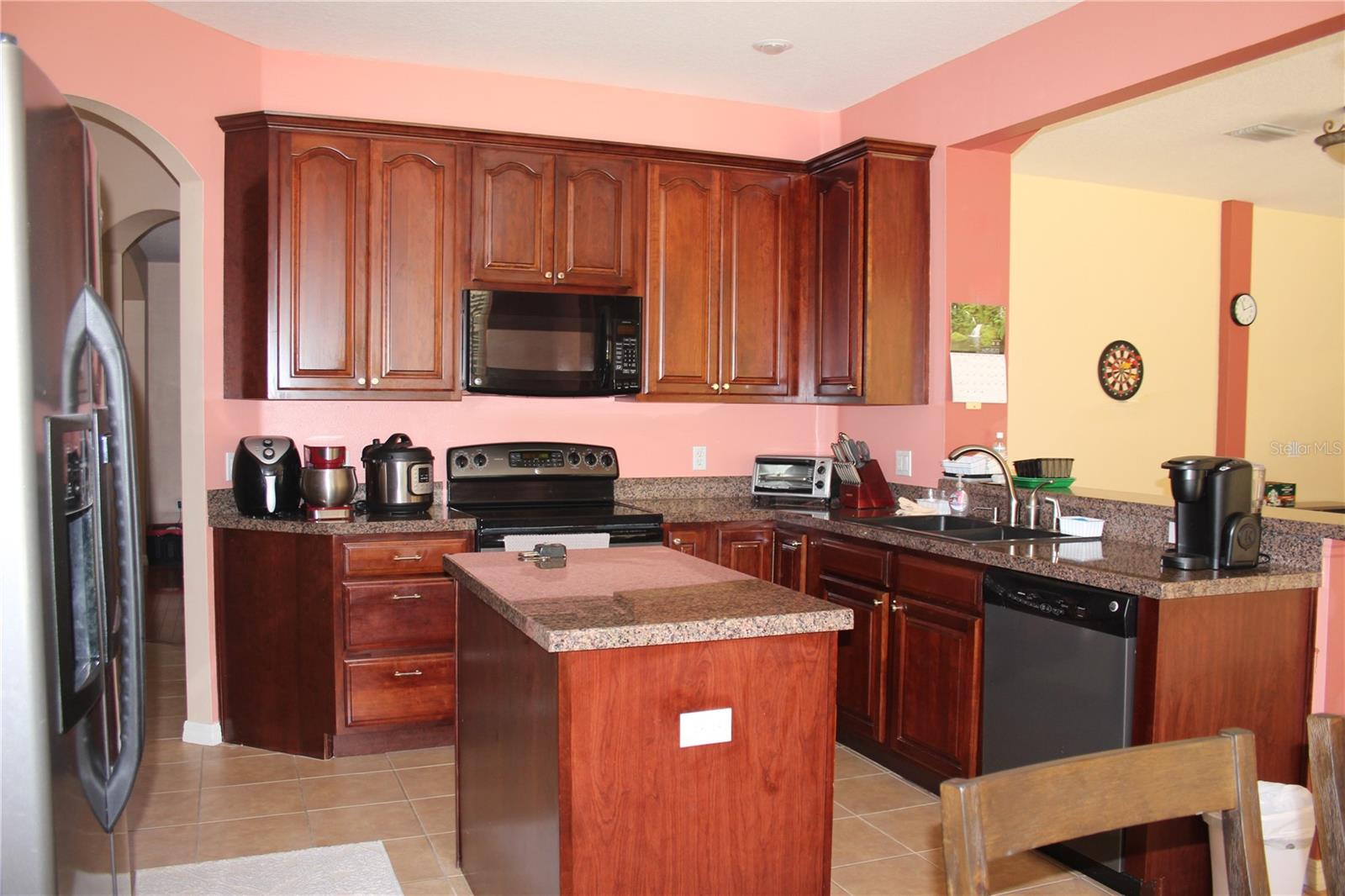 BRIGHTON LAKES PH 1 PARCELS A & G - Residential