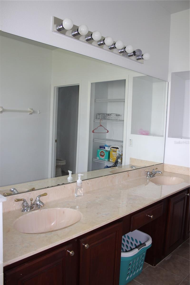 BRIGHTON LAKES PH 1 PARCELS A & G - Residential