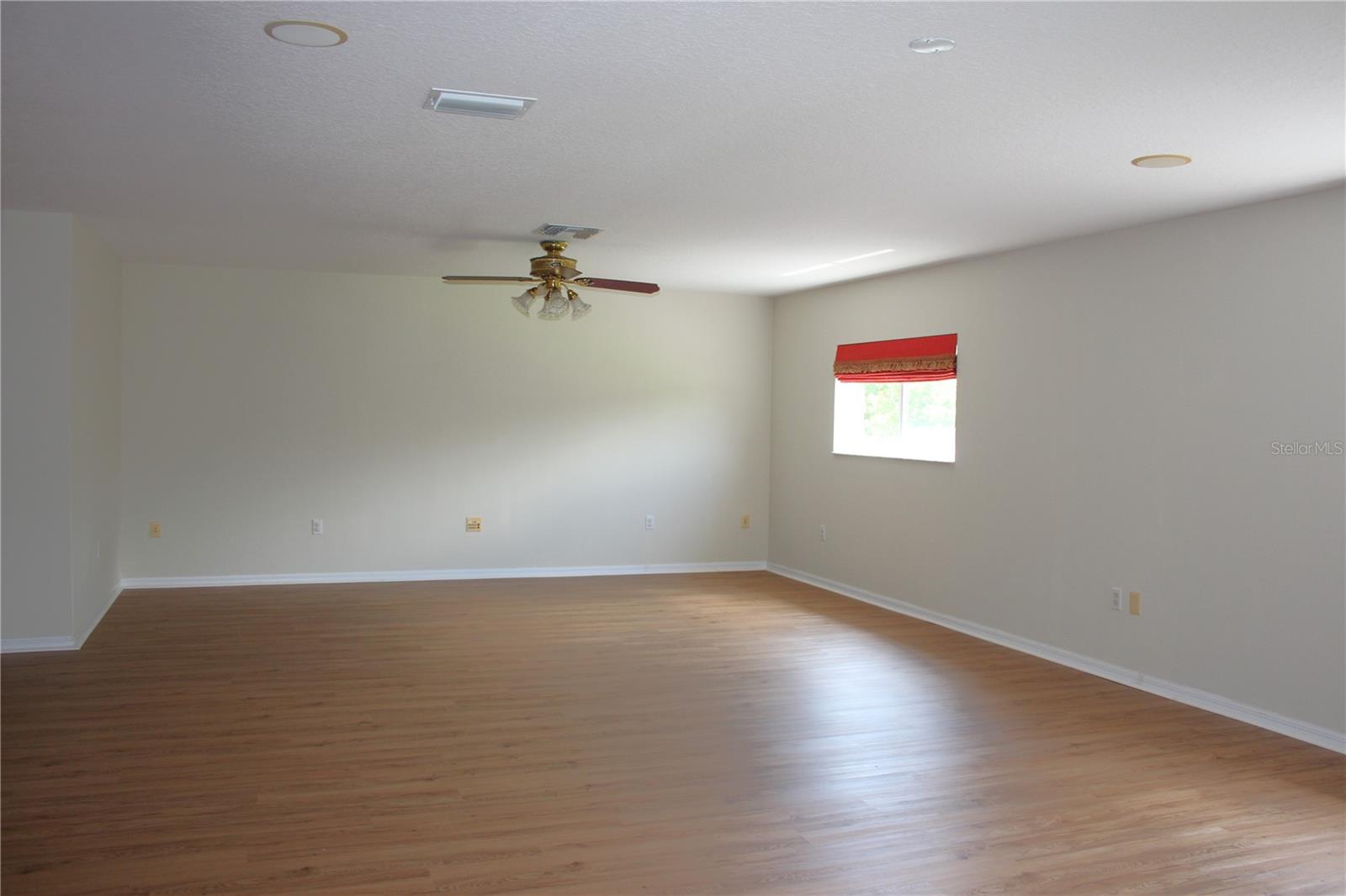 BRIGHTON LAKES PH 1 PARCELS A & G - Residential