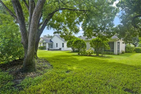 A home in LAKE MARY