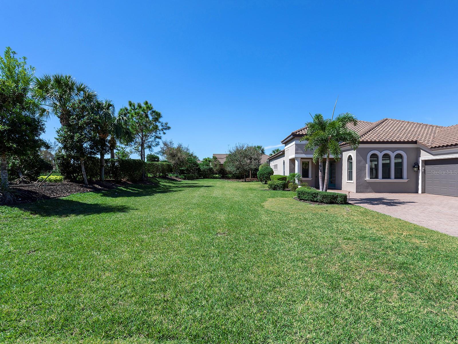 ESPLANADE PH V SUBPHASES A,B,C,D,E&F - Residential