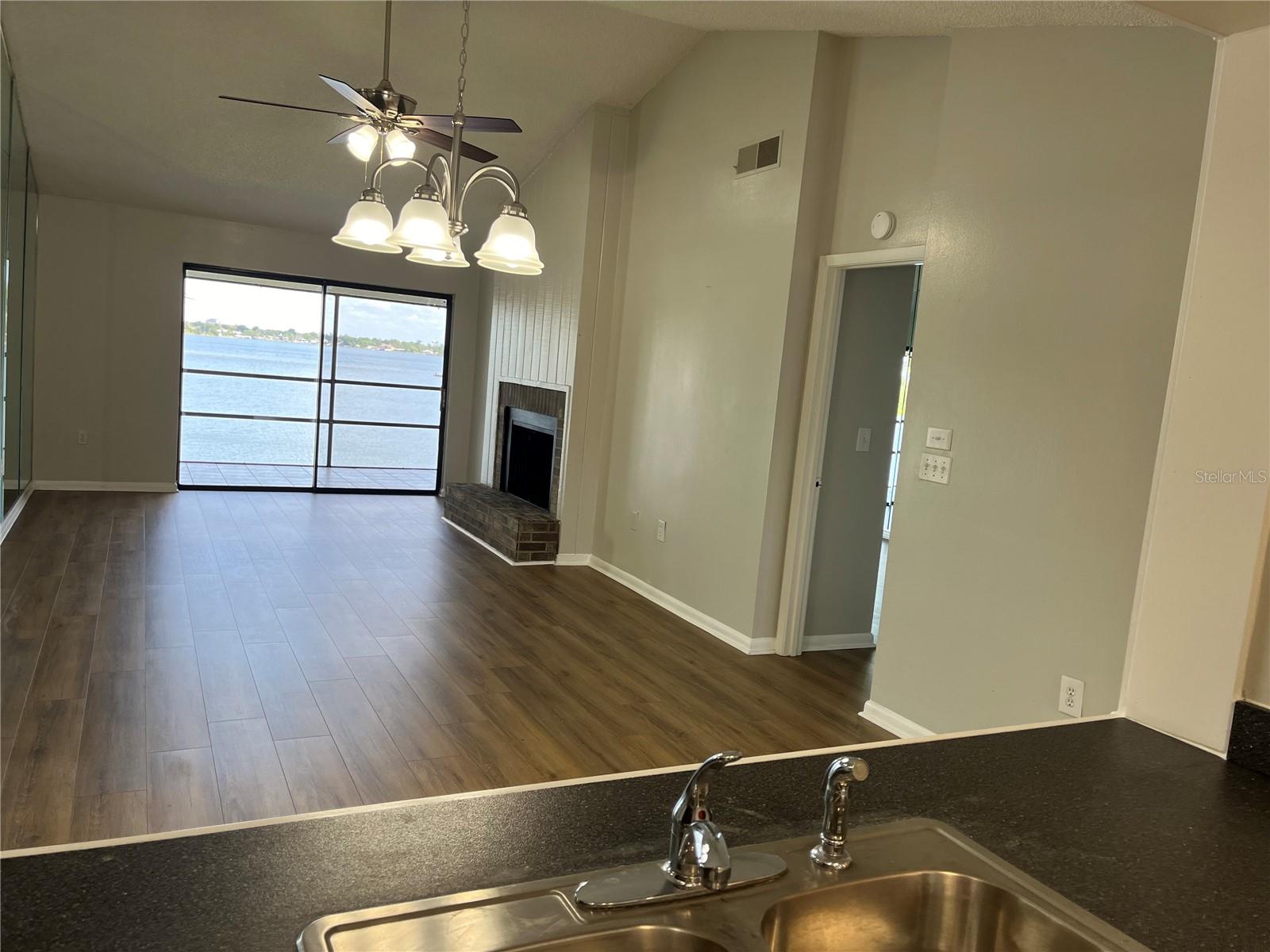 4109 FAIRVIEW VISTA POINT 315
