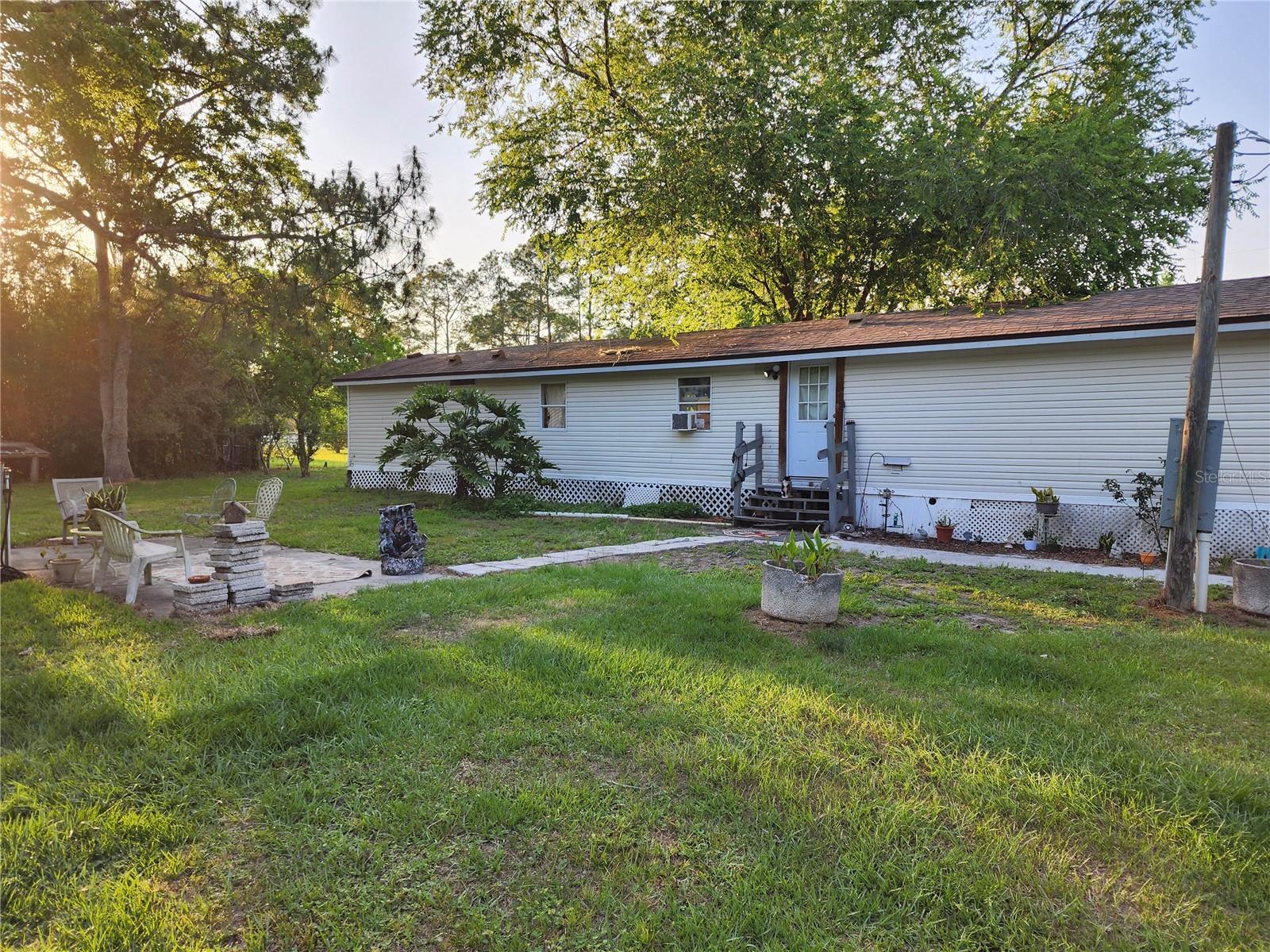 Photo 3 of 27 of 32202 CHIPOLA TRAIL mobile home