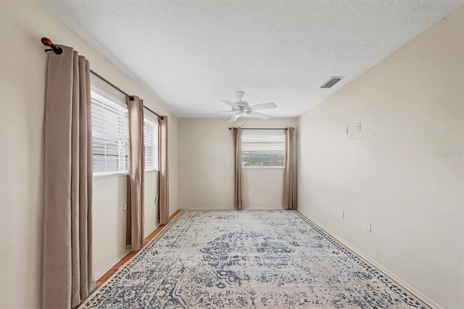 RIVER ISLES - Residential