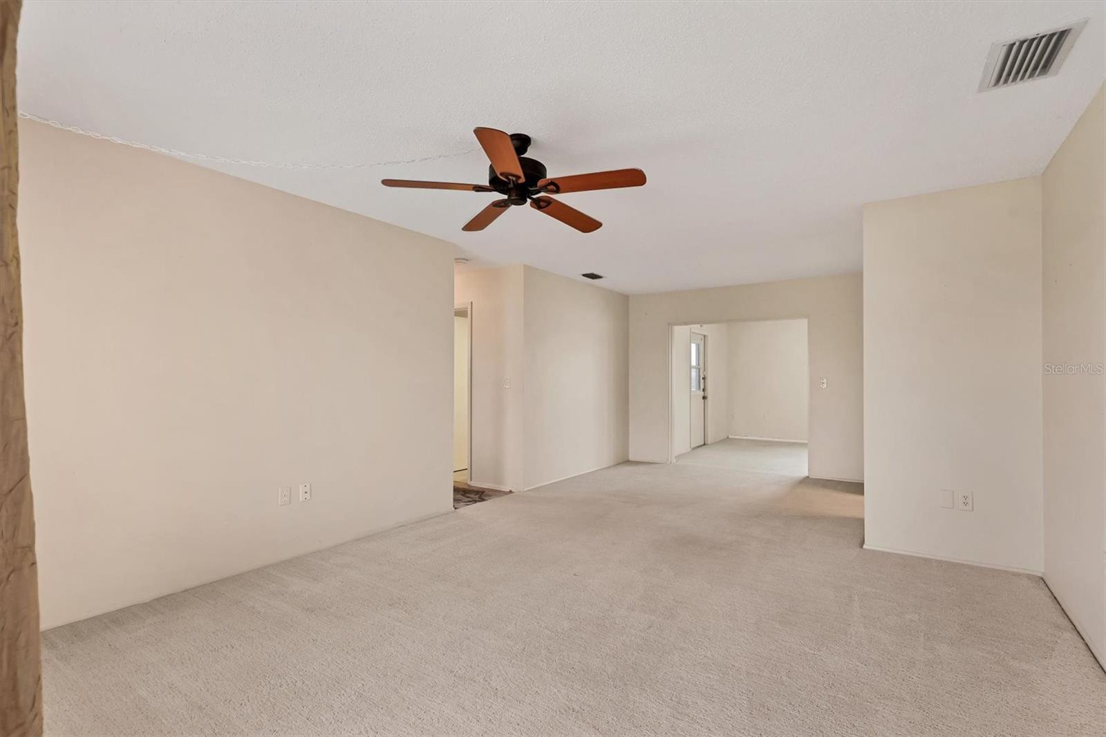 RIVER ISLES - Residential