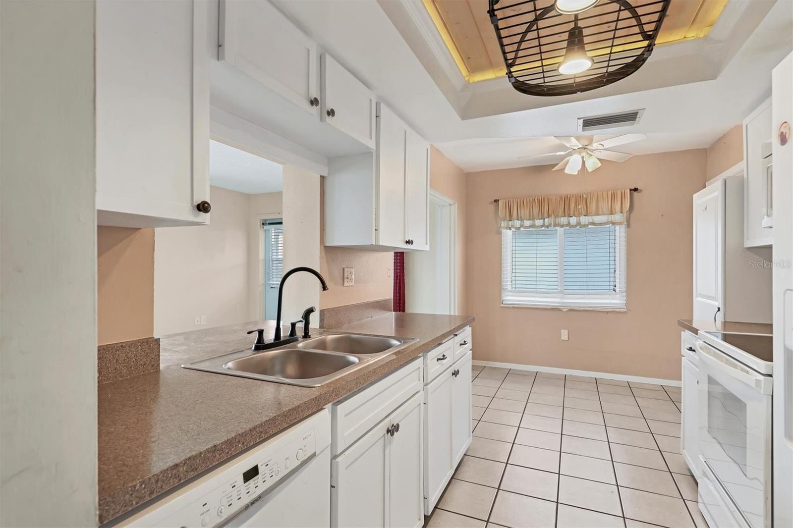 RIVER ISLES - Residential