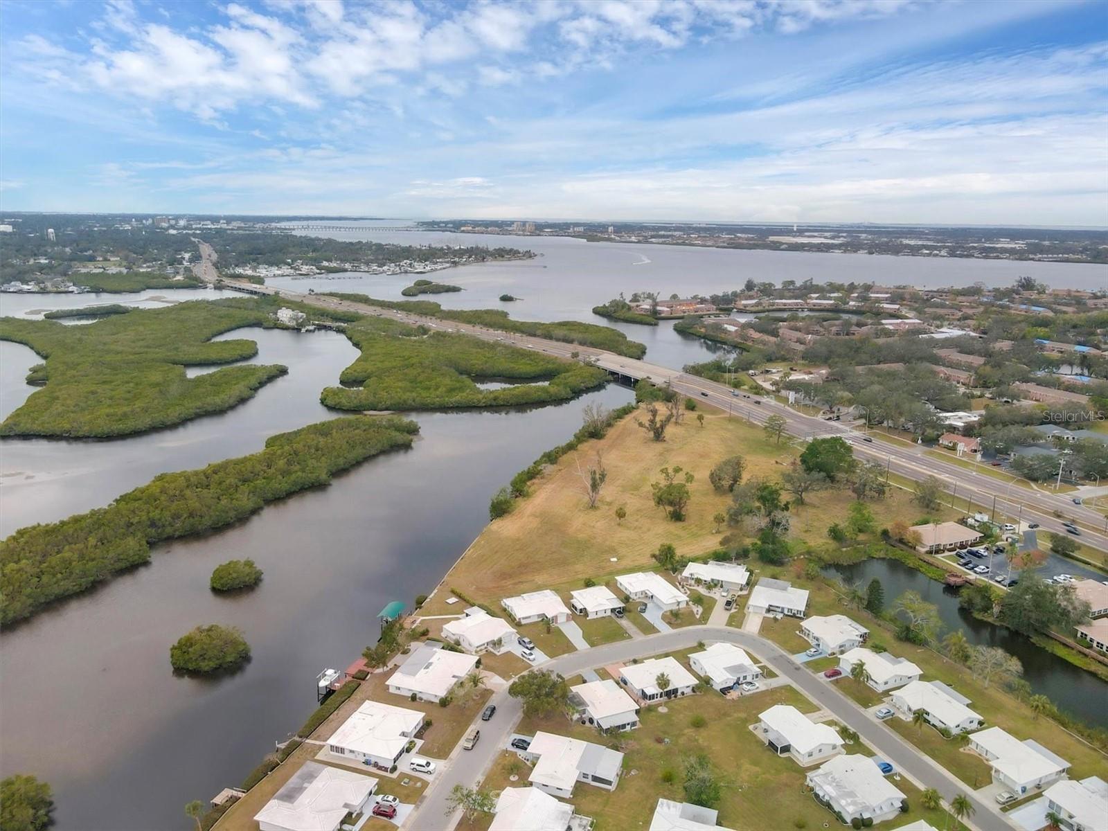 RIVER ISLES - Residential