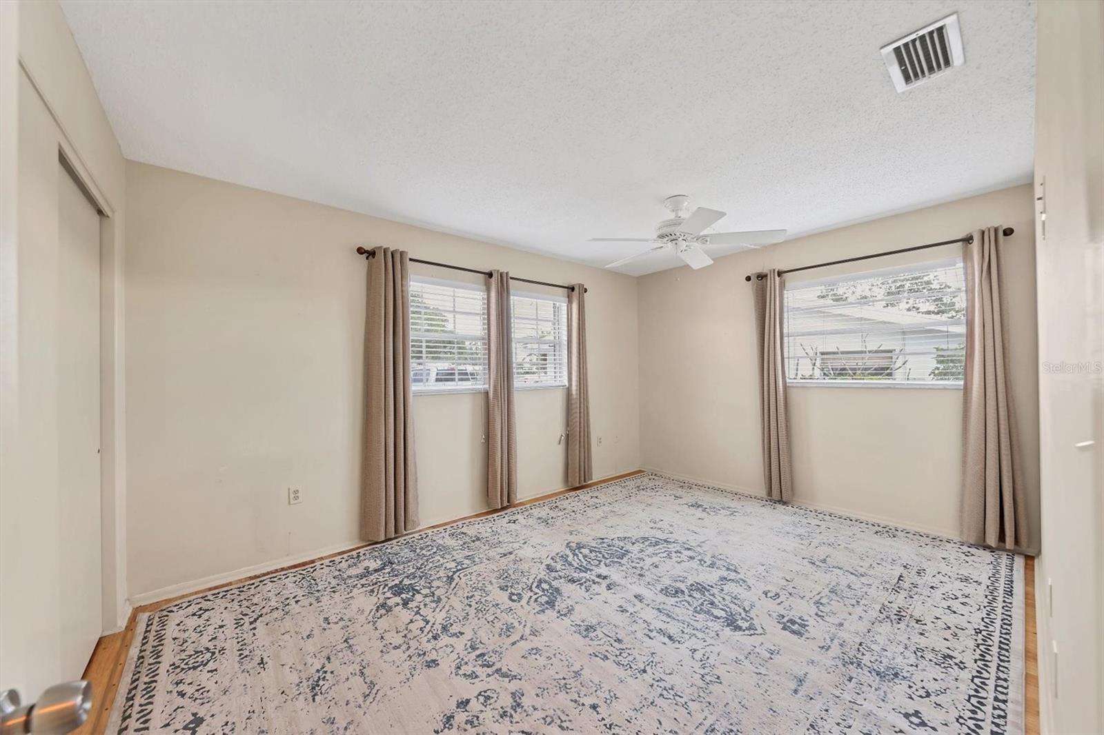RIVER ISLES - Residential