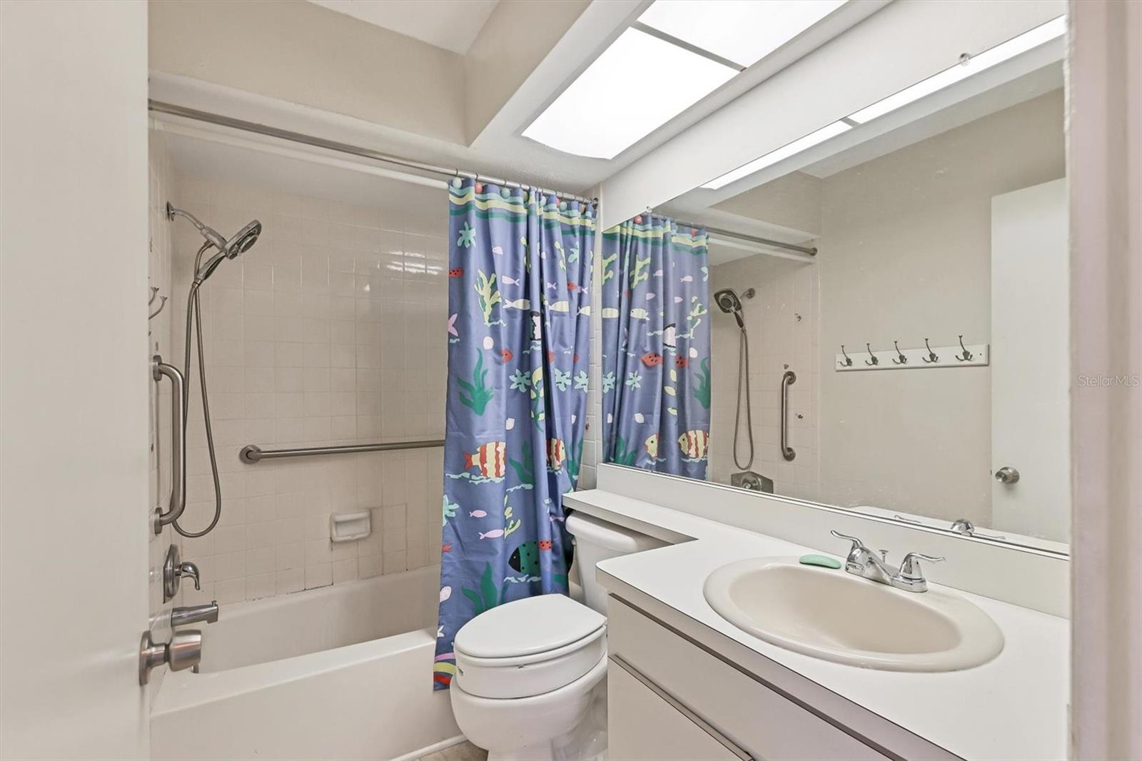 RIVER ISLES - Residential