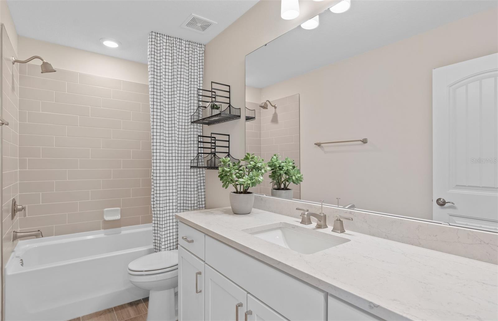 SILVERLEAF OAKS - Residential