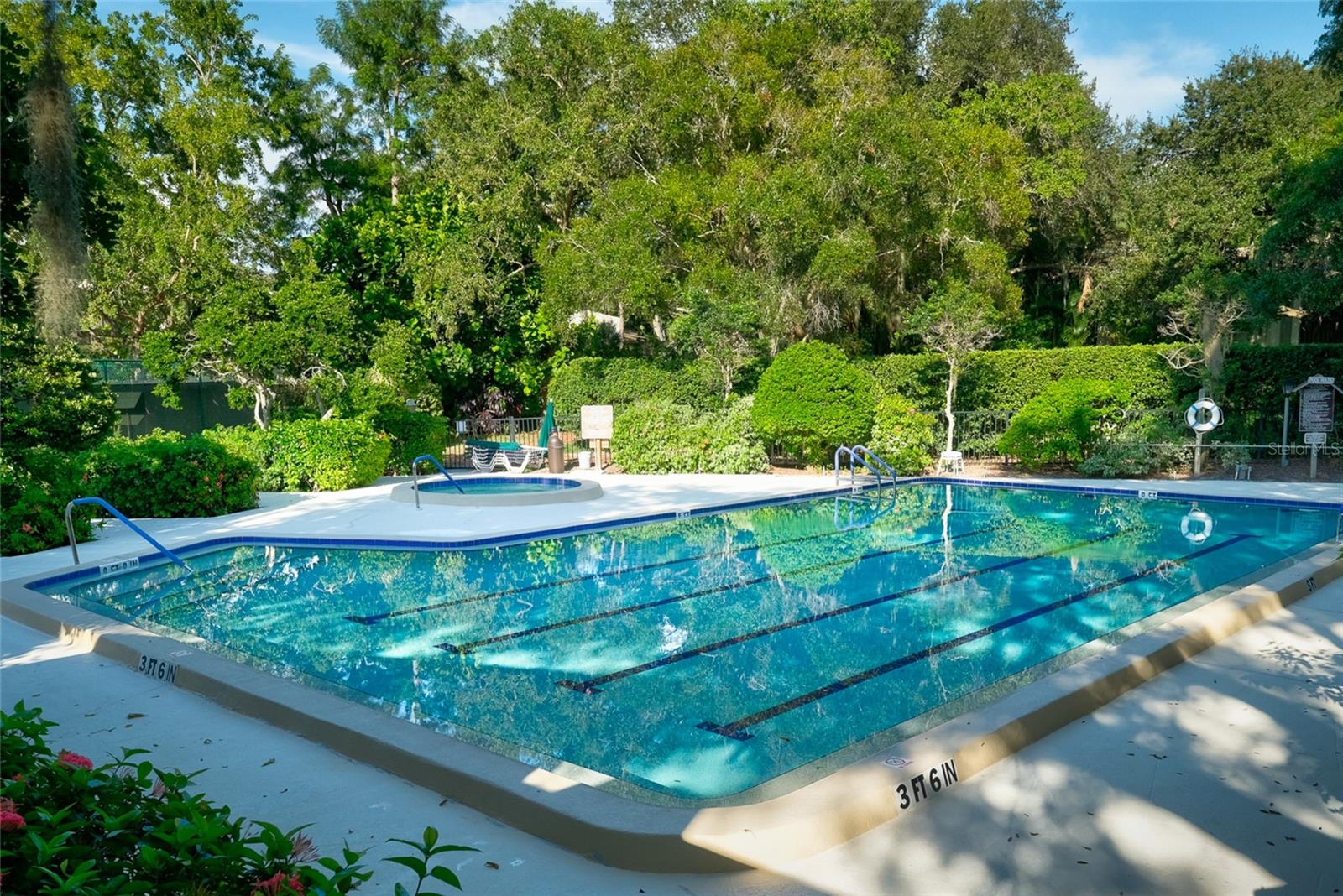 PELICAN COVE I - Residential Lease