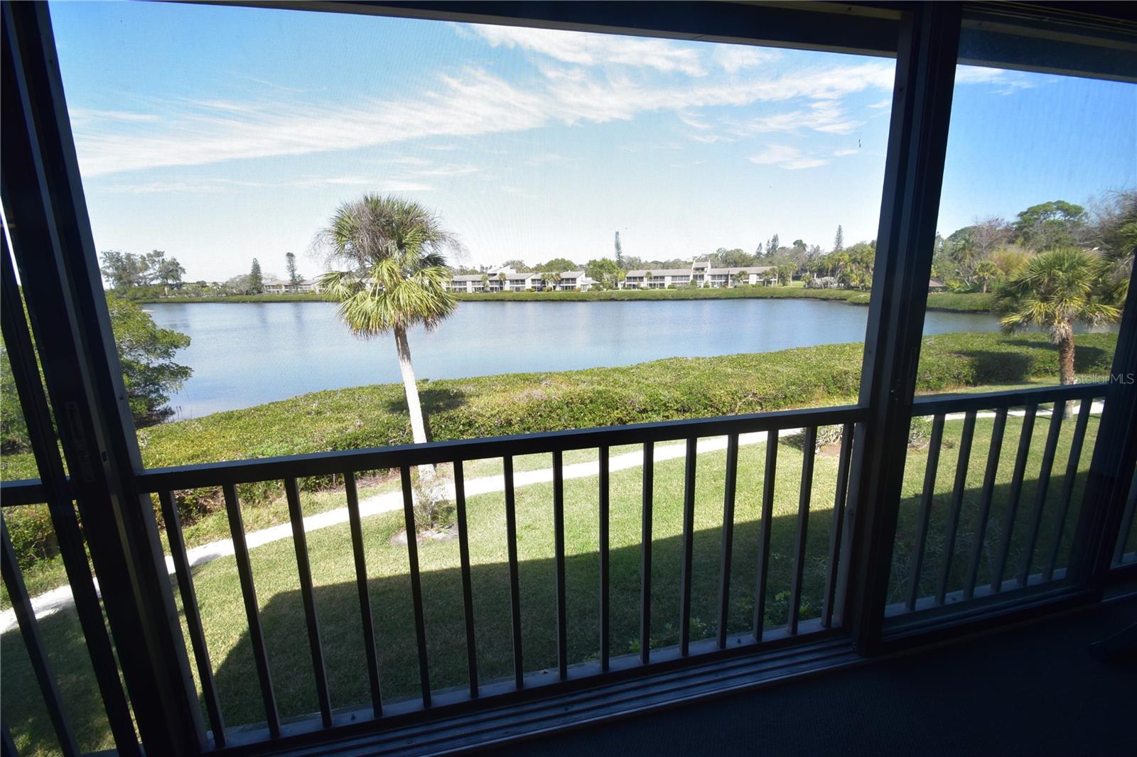 PELICAN COVE I - Residential Lease