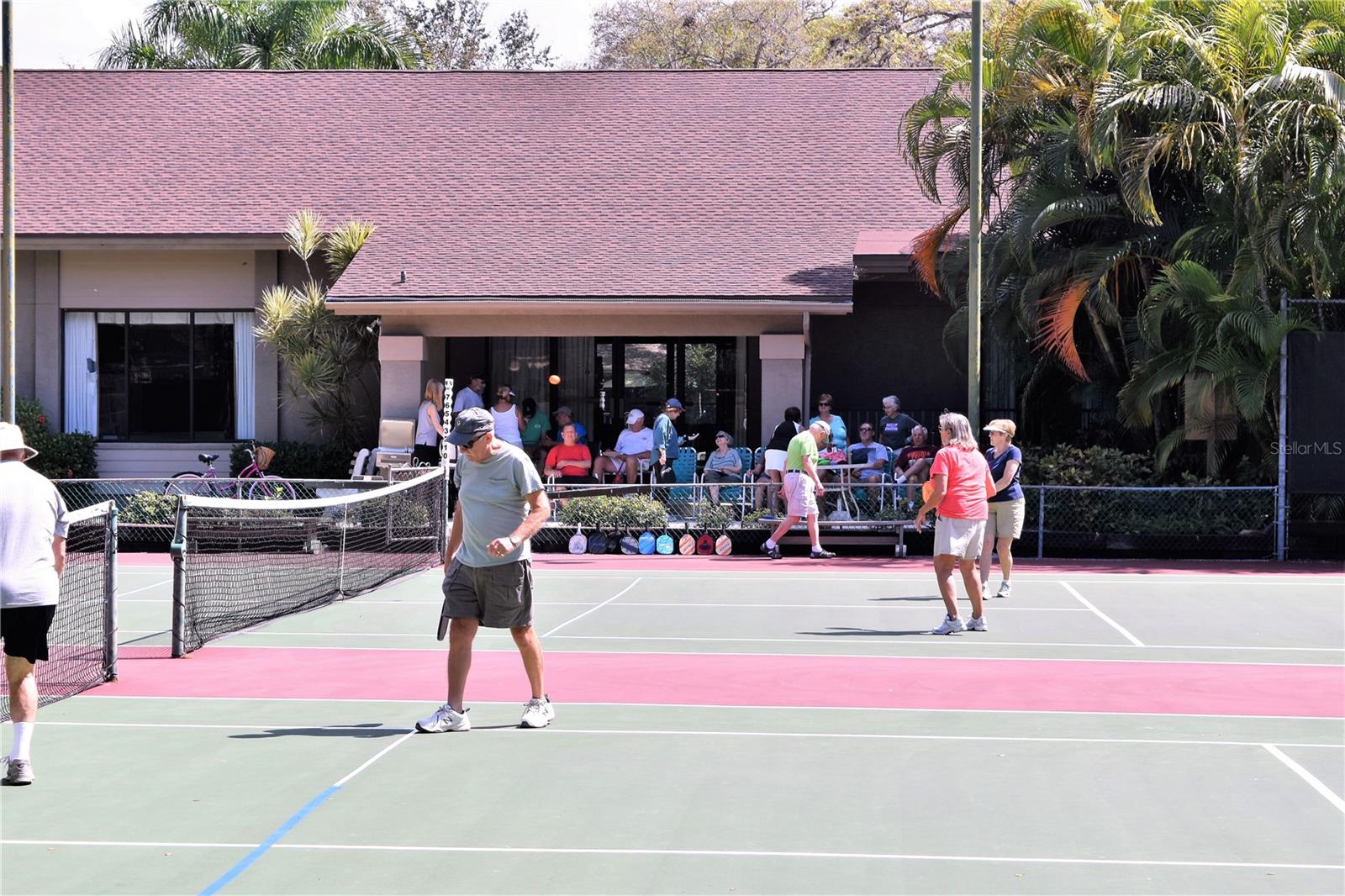 PELICAN COVE I - Residential Lease