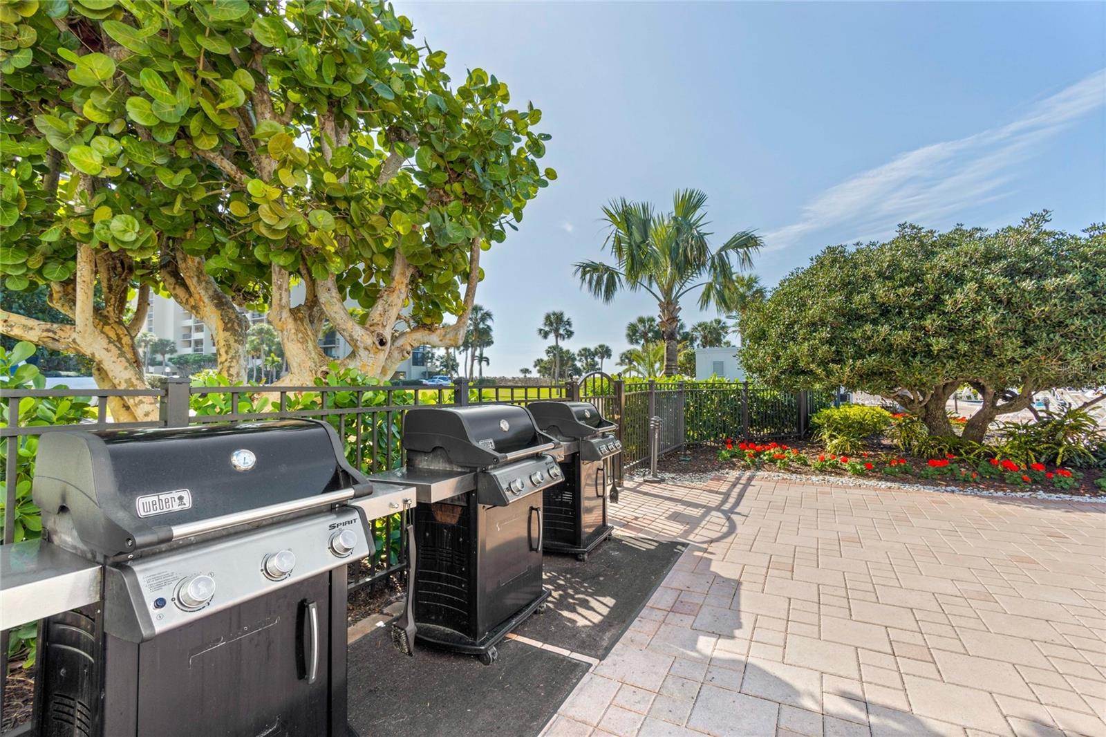 BEACHPLACE III - Residential