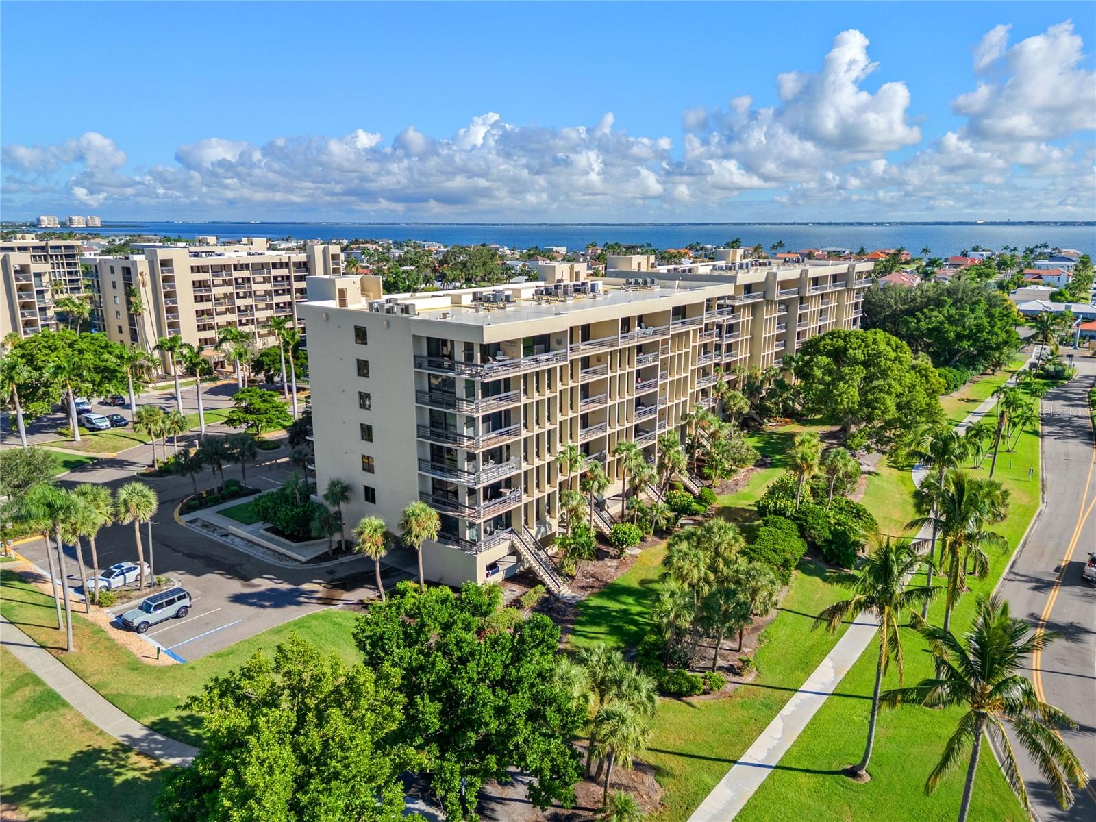 BEACHPLACE III - Residential