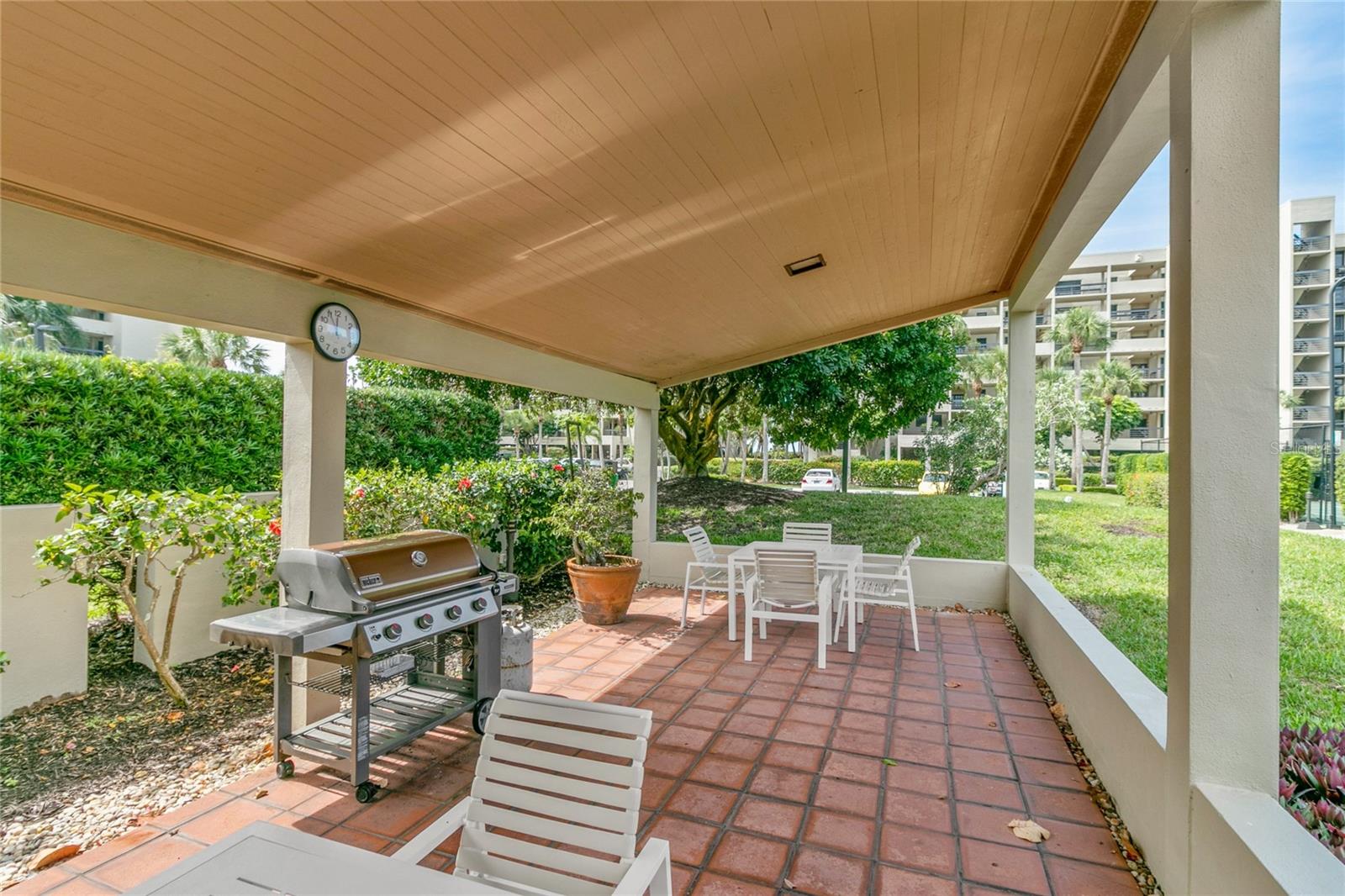 BEACHPLACE III - Residential
