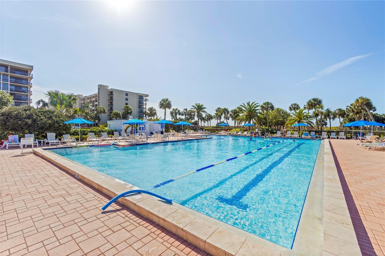 BEACHPLACE III - Residential