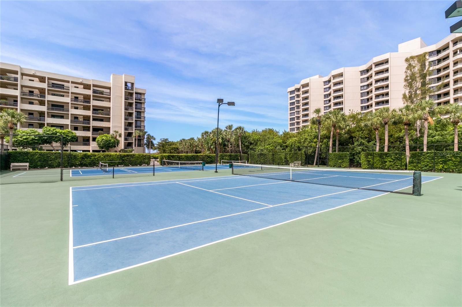 BEACHPLACE III - Residential