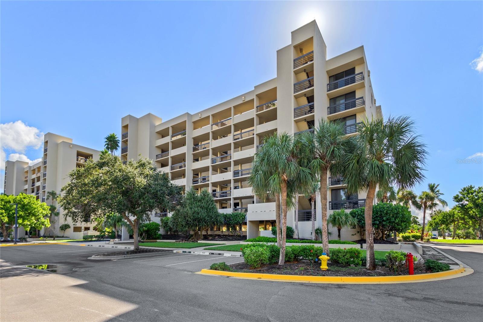 BEACHPLACE III - Residential