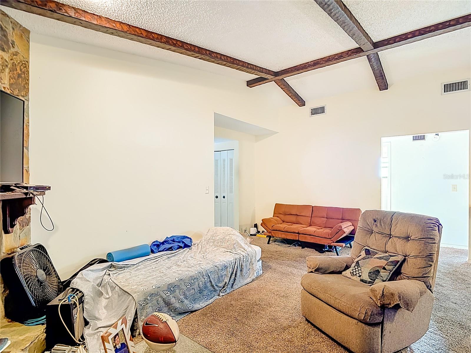 FRST VILLAS - Residential