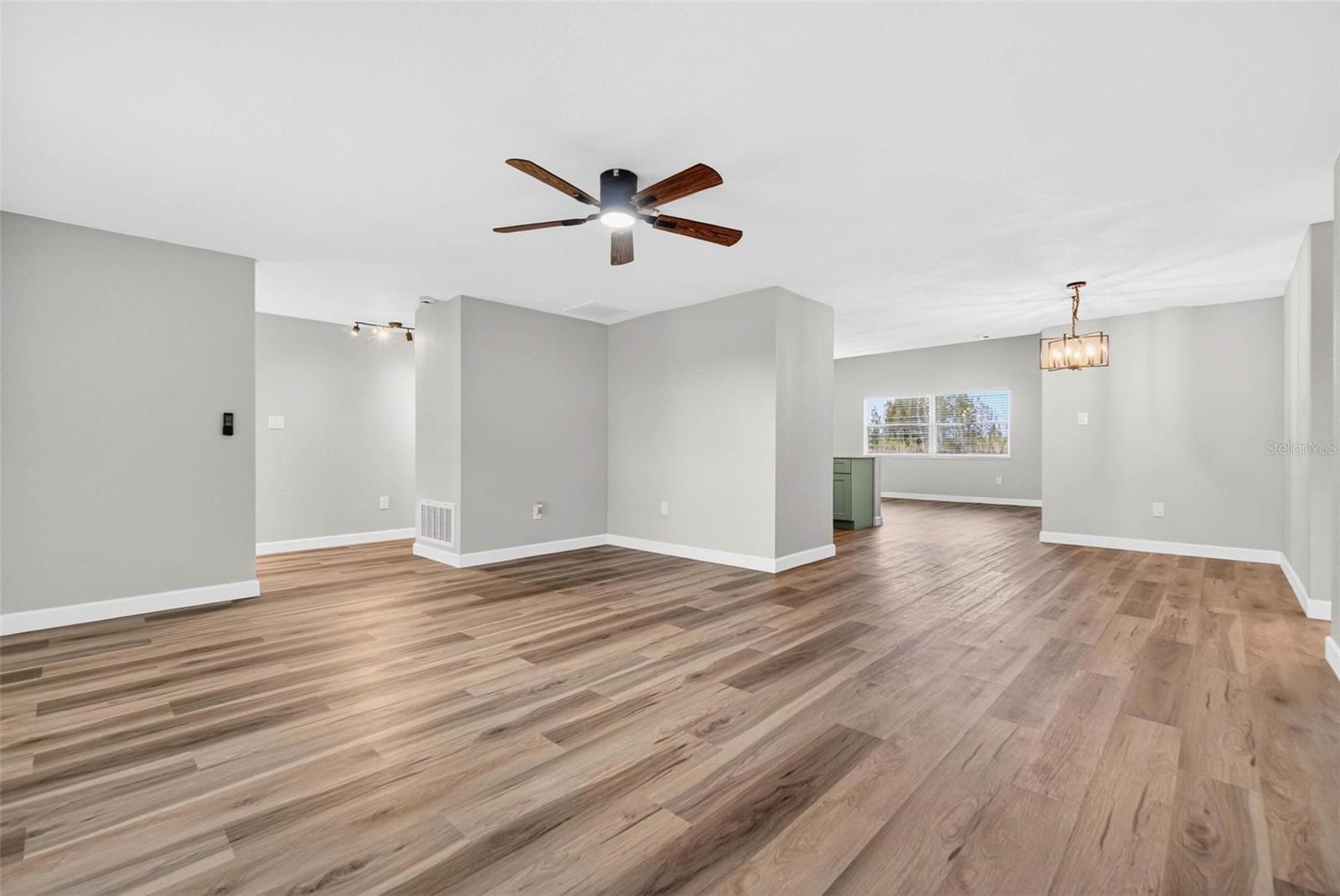 FLOR A MAR SEC C07 ADD 03 - Residential