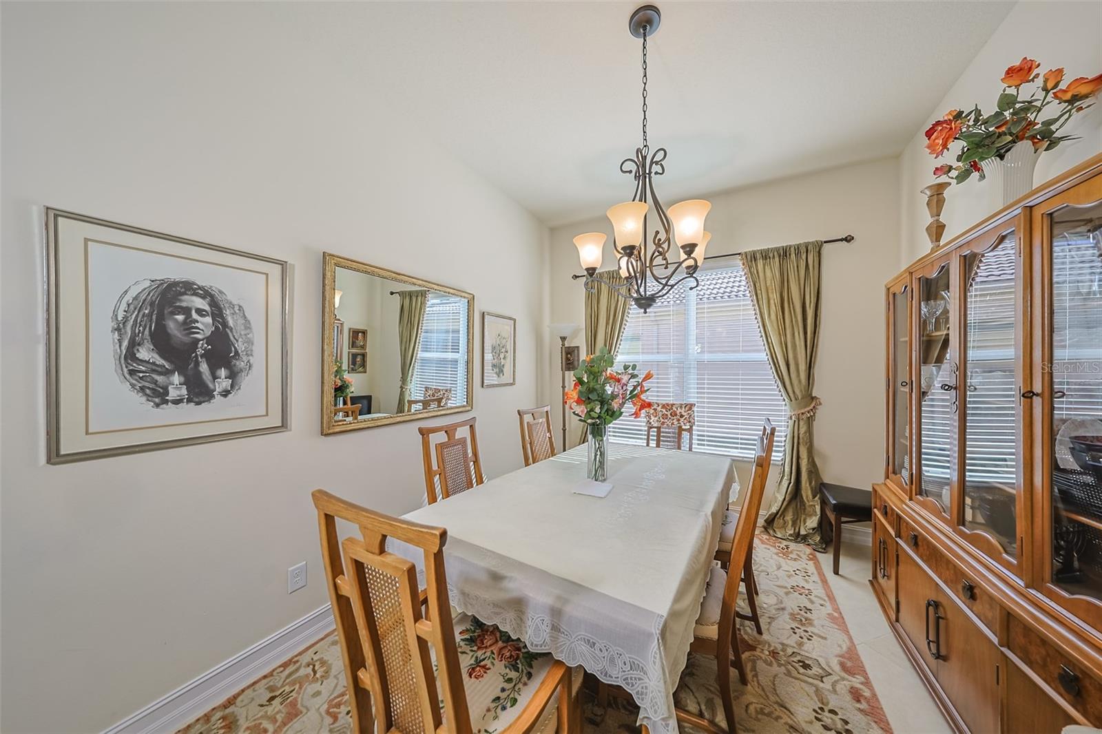 VALENCIA LAKES PH 2 - Residential