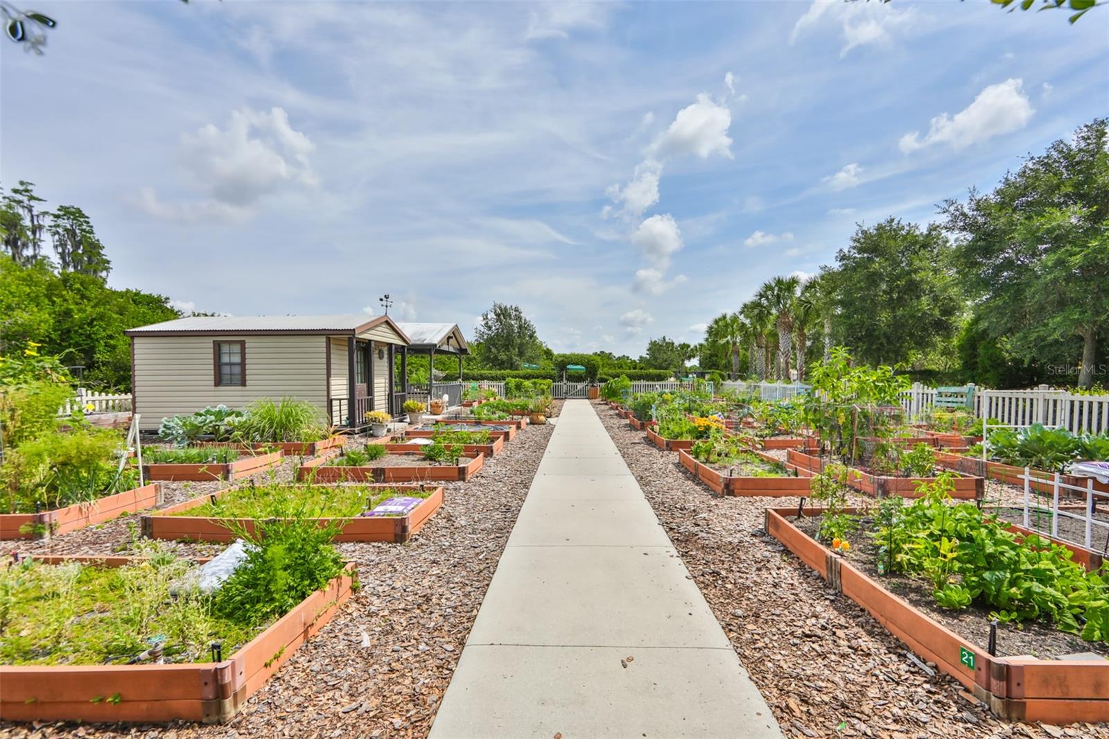 VALENCIA LAKES PH 2 - Residential